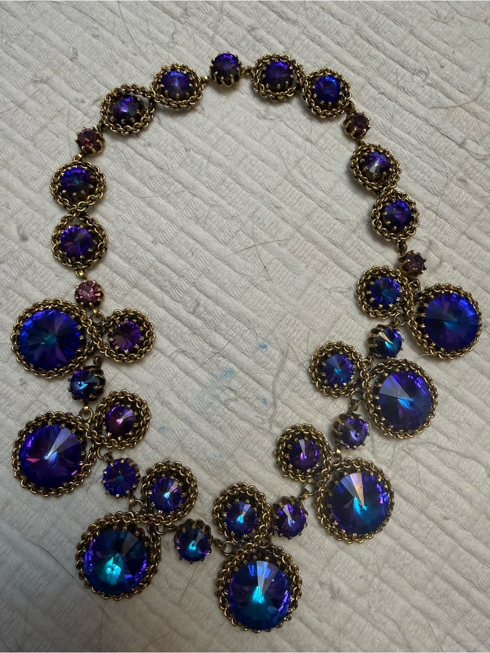 Women’s Vintage Necklace With Bright Purple-Blue Crystals.